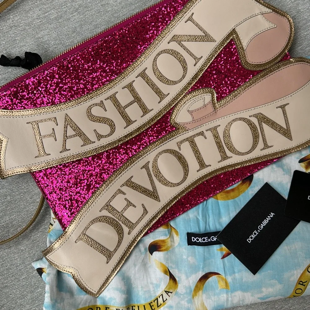 Dolce & Gabbana Glitter Pink CLEO Bag New w/Duster and Card